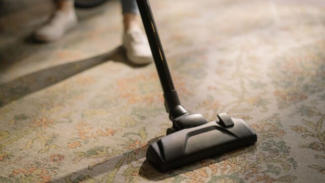 How to Choose a Vacuum Cleaner: Types, Specs and Filtration Explained