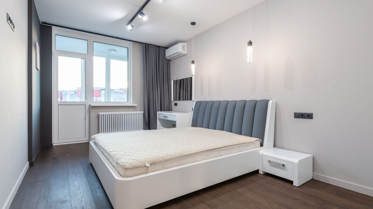 How to Choose an Air Purifier: CADR, Room Size, HEPA and Running Costs