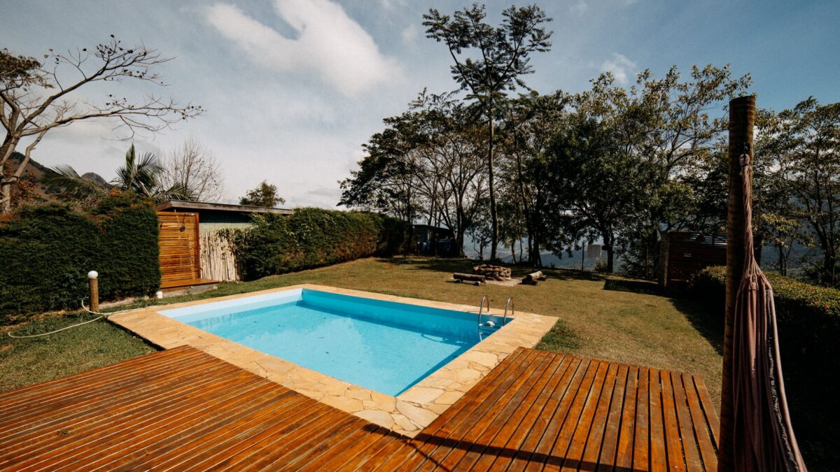 How to Clean a Deck: Wood vs Composite, Mildew and When to Seal