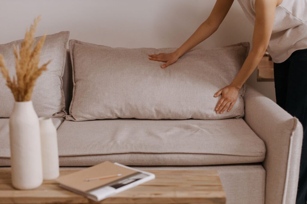 How to Clean a House Fast: A 30-Minute Guest-Ready Plan