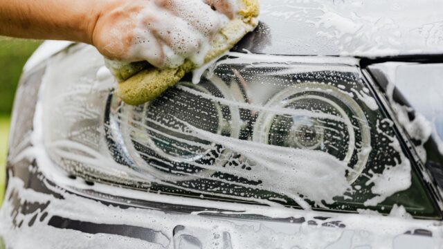 How to Wash a Car at Home: The Two-Bucket Method Without Scratches