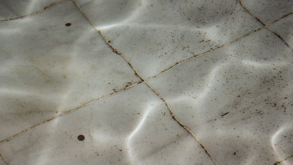 wet floor water